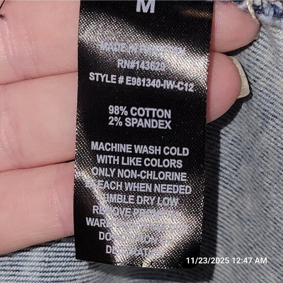 Denim Jacket Encrypted comic book pop art distressed acid wash Street Grunge NWT - Picture 7 of 8